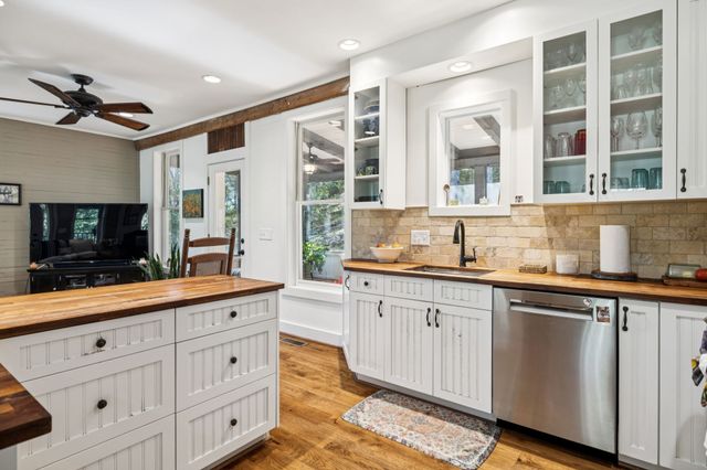 2064 Old Hillsboro Rd, Franklin, TN 37064