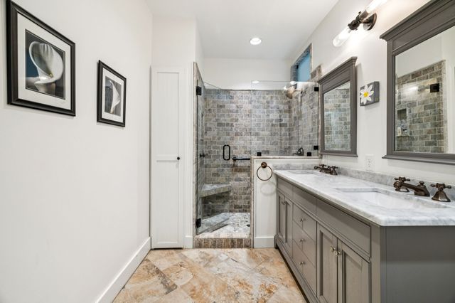 2064 Old Hillsboro Rd, Franklin, TN 37064