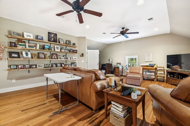 2064 Old Hillsboro Rd, Franklin, TN 37064