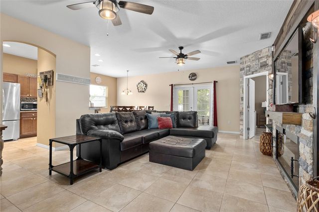 3648 SANDHILL CRANE DRIVE, Lakeland, FL 33811