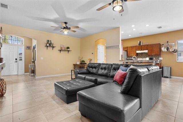 3648 SANDHILL CRANE DRIVE, Lakeland, FL 33811