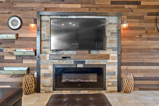 3648 SANDHILL CRANE DRIVE, Lakeland, FL 33811