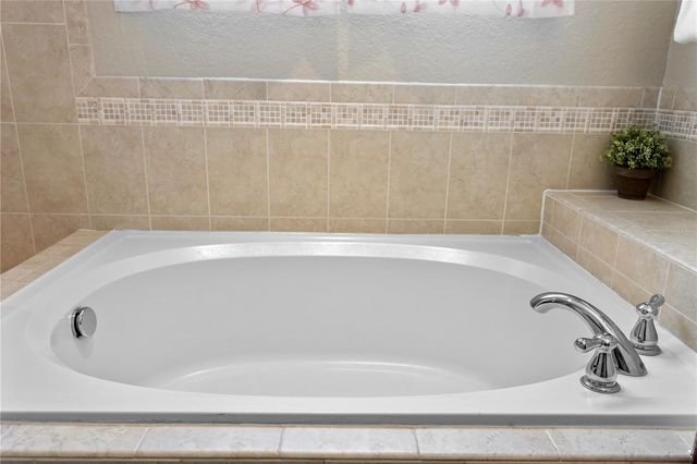 3648 SANDHILL CRANE DRIVE, Lakeland, FL 33811