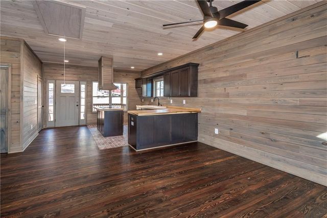 1041 Astro Court NE, Ranger, GA 30734