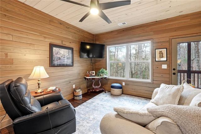 1041 Astro Court NE, Ranger, GA 30734