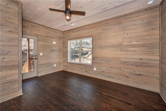 1041 Astro Court NE, Ranger, GA 30734