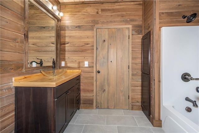 1041 Astro Court NE, Ranger, GA 30734