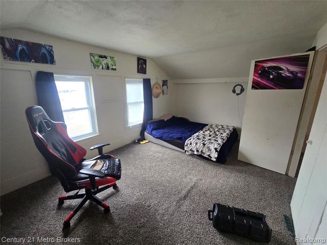 5638 N Lake Road, Columbiaville, MI 48421