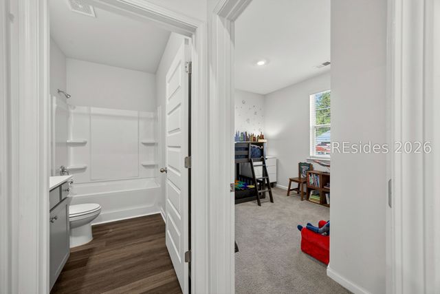 262 Holiday St, Ridgeland, SC 29936