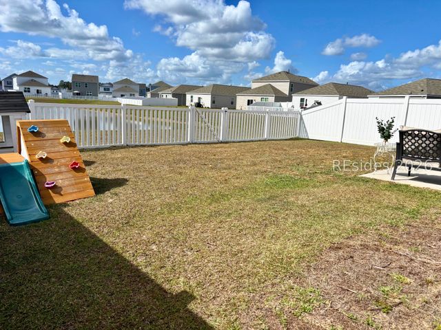 262 Holiday St, Ridgeland, SC 29936
