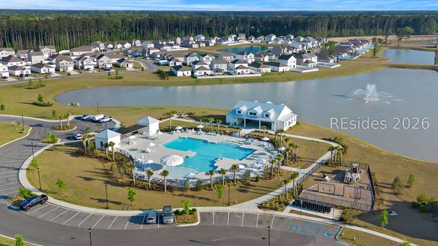 262 Holiday St, Ridgeland, SC 29936