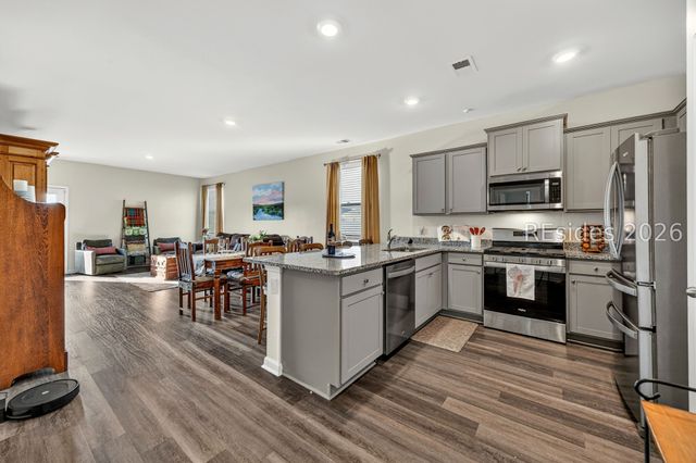 262 Holiday St, Ridgeland, SC 29936