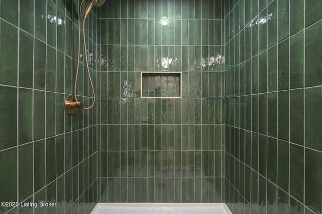 3430 Hodgenville Rd, Elizabethtown, KY 42701