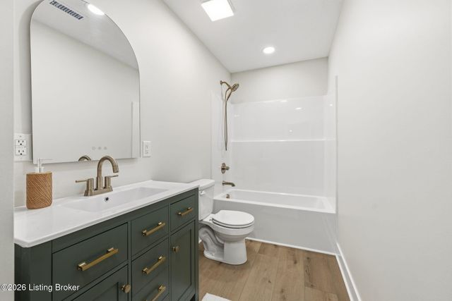 3430 Hodgenville Rd, Elizabethtown, KY 42701