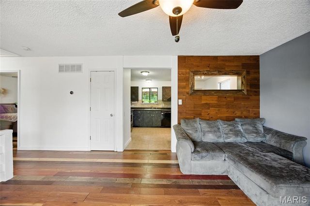 8544 Lake Drive, Cedar Hill, MO 63016