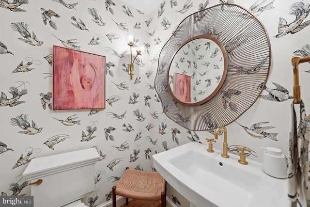 2806 27TH ST NW, Washington, DC 20008