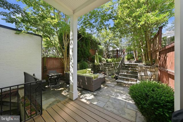 2806 27TH ST NW, Washington, DC 20008