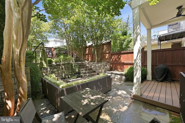 2806 27TH ST NW, Washington, DC 20008