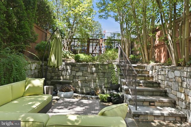 2806 27TH ST NW, Washington, DC 20008