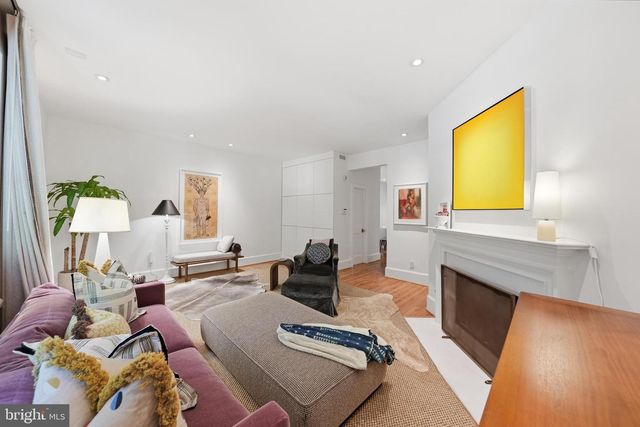 2806 27TH ST NW, Washington, DC 20008