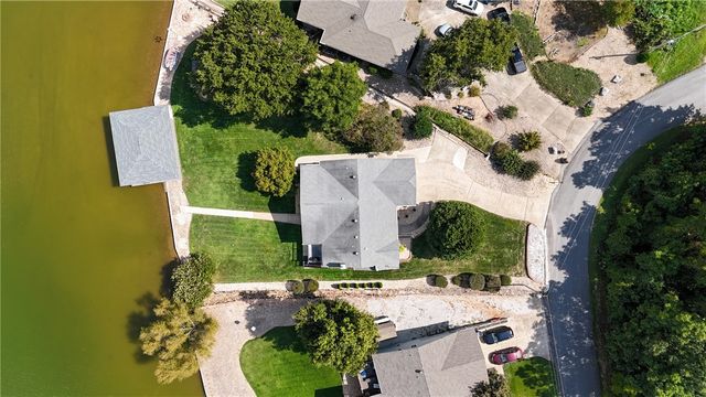 41 Evanton Drive, Bella Vista, AR 72715