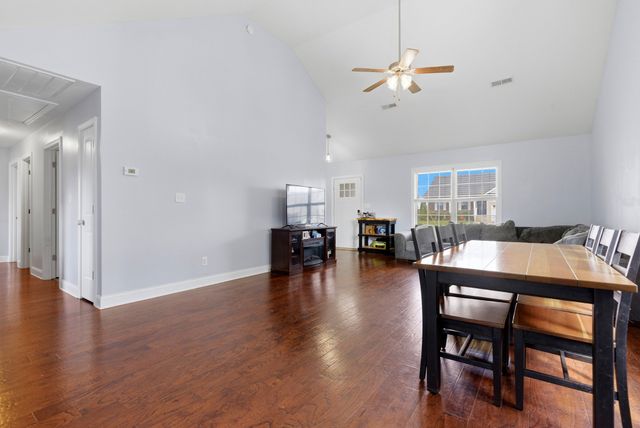 161 Ambridge St, Oak Grove, KY 42262