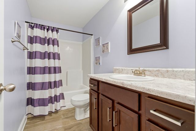 161 Ambridge St, Oak Grove, KY 42262