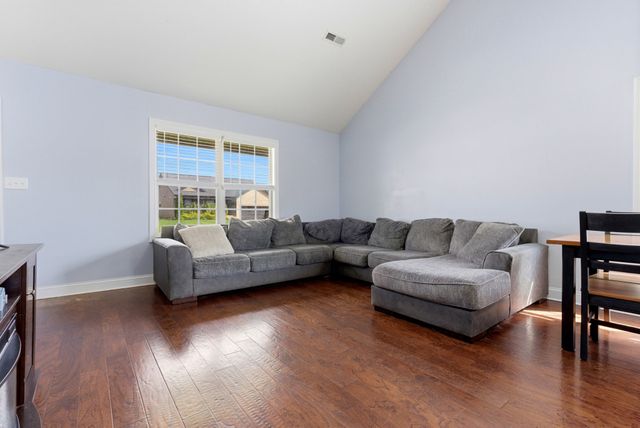 161 Ambridge St, Oak Grove, KY 42262