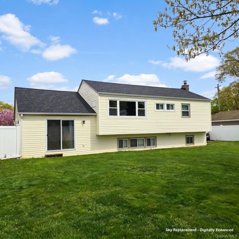 17 Grant Street, Roosevelt, NY 11575