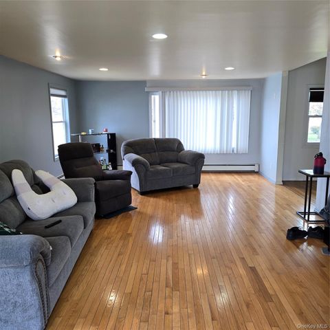 17 Grant Street, Roosevelt, NY 11575