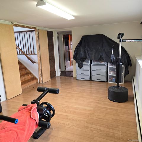17 Grant Street, Roosevelt, NY 11575