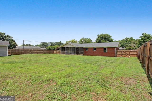 202 Plantation Avenue, Cedartown, GA 30125