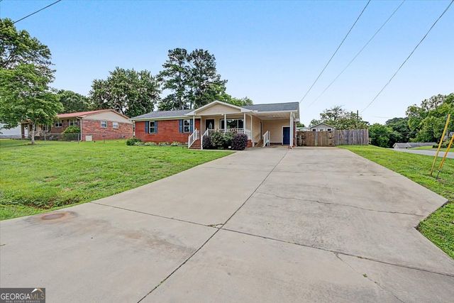 202 Plantation Avenue, Cedartown, GA 30125