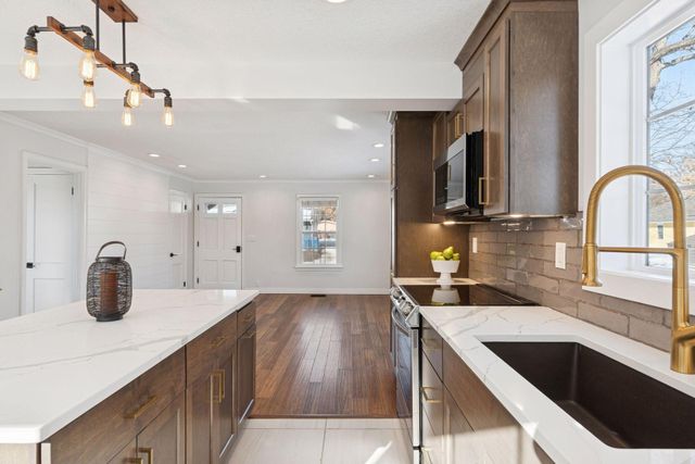 4172 Summit Lane, White Bear Twp, MN 55110