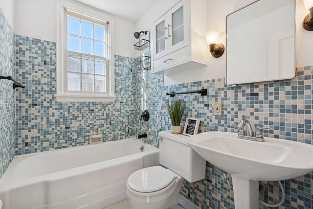 4172 Summit Lane, White Bear Twp, MN 55110