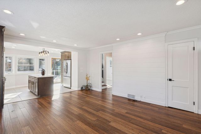 4172 Summit Lane, White Bear Twp, MN 55110