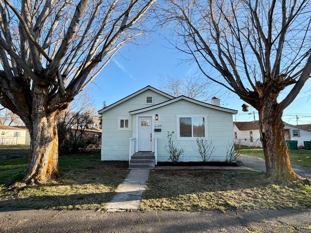 2144 White Avenue, Klamath Falls, OR 97601