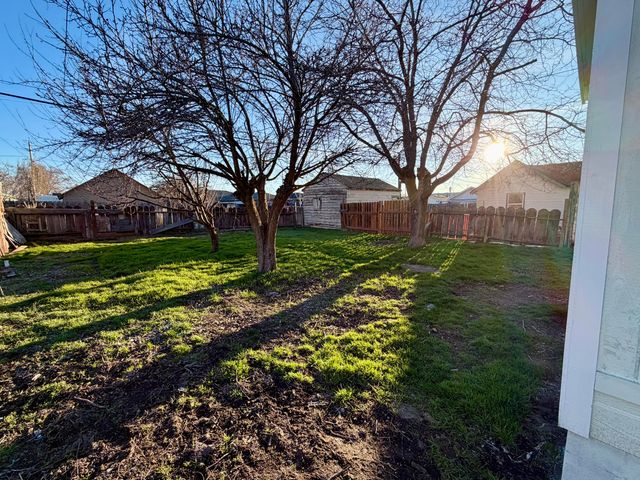 2144 White Avenue, Klamath Falls, OR 97601