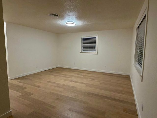 2144 White Avenue, Klamath Falls, OR 97601