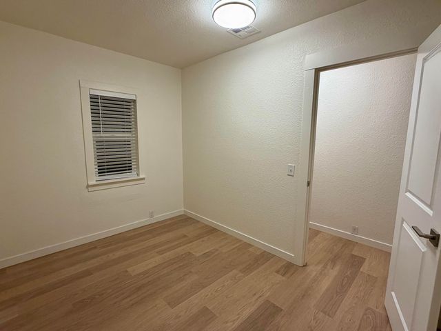 2144 White Avenue, Klamath Falls, OR 97601