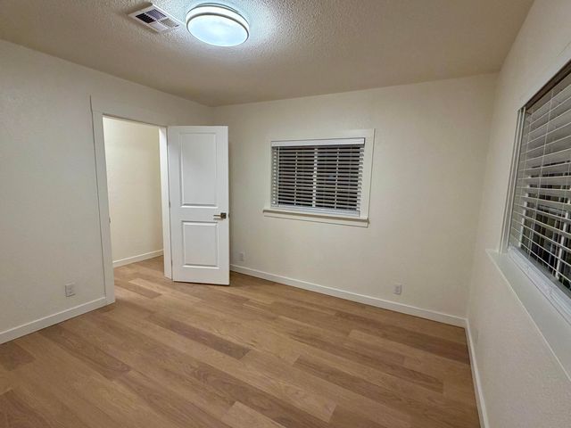 2144 White Avenue, Klamath Falls, OR 97601