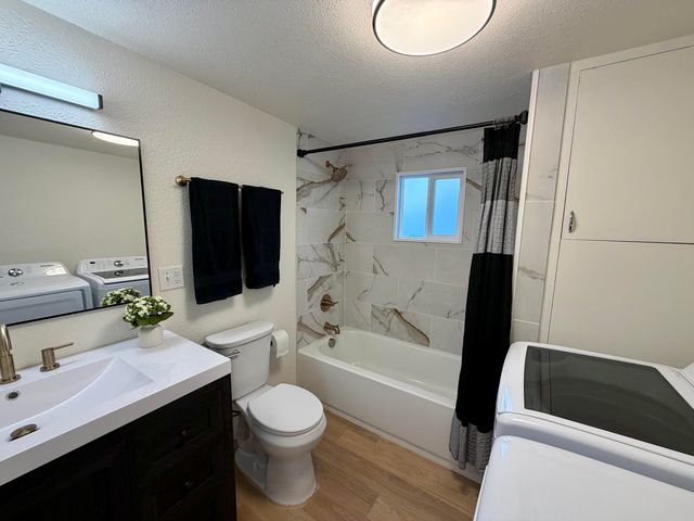 2144 White Avenue, Klamath Falls, OR 97601