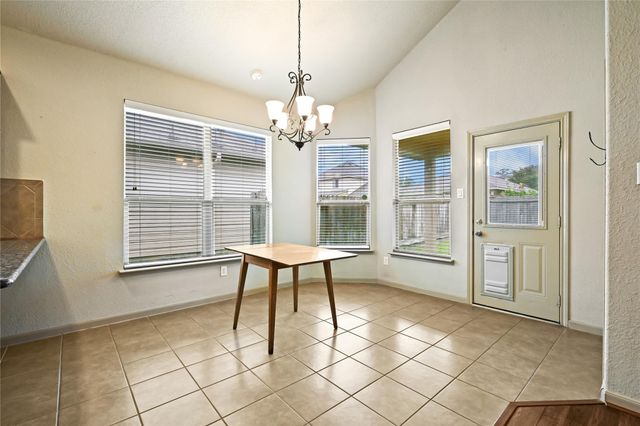 8706 Sunrise Canter Drive, Tomball, TX 77375