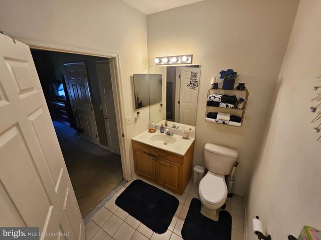 83 KYLE WAY, Ewing, NJ 08628