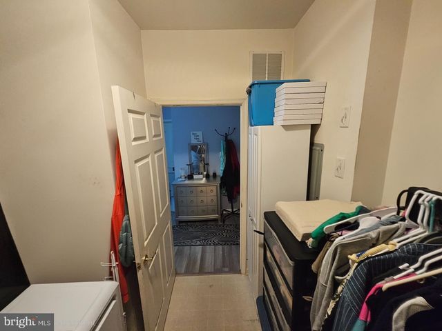 83 KYLE WAY, Ewing, NJ 08628