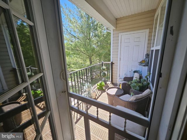 83 KYLE WAY, Ewing, NJ 08628