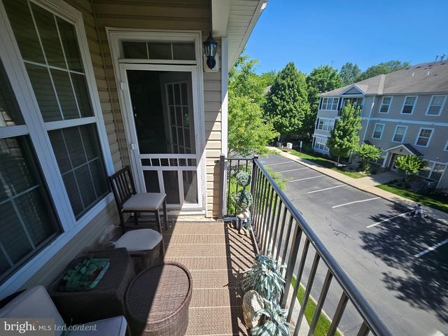 83 KYLE WAY, Ewing, NJ 08628