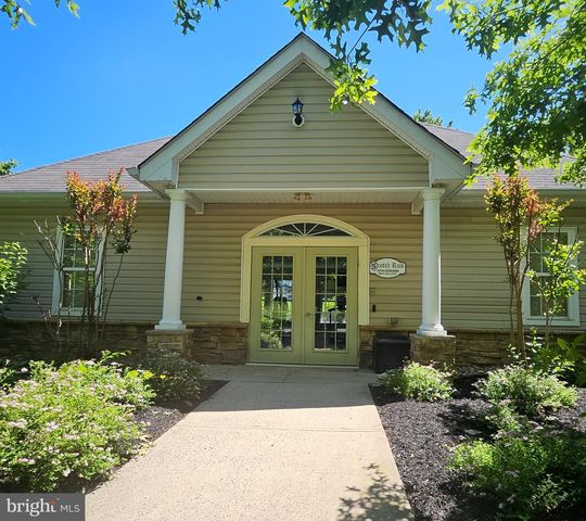 83 KYLE WAY, Ewing, NJ 08628