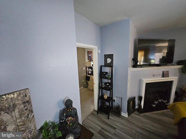 83 KYLE WAY, Ewing, NJ 08628