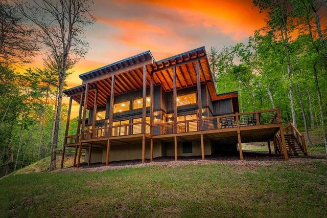 42 Rolling Rapids, Blue Ridge, GA 30513